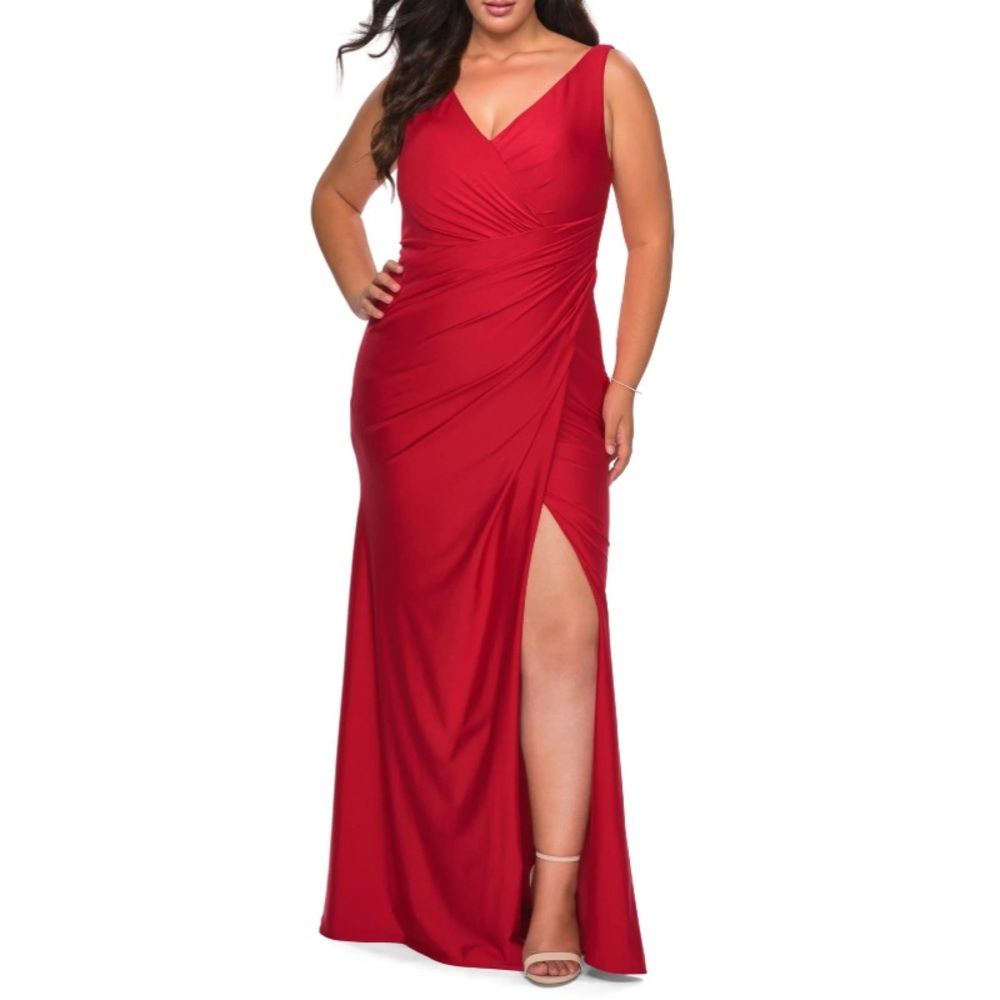 LA FEMME Ruched Jersey Trumpet Gown 16W - like new condition without tags